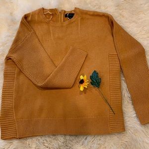 Tahari Sweater.  (28)